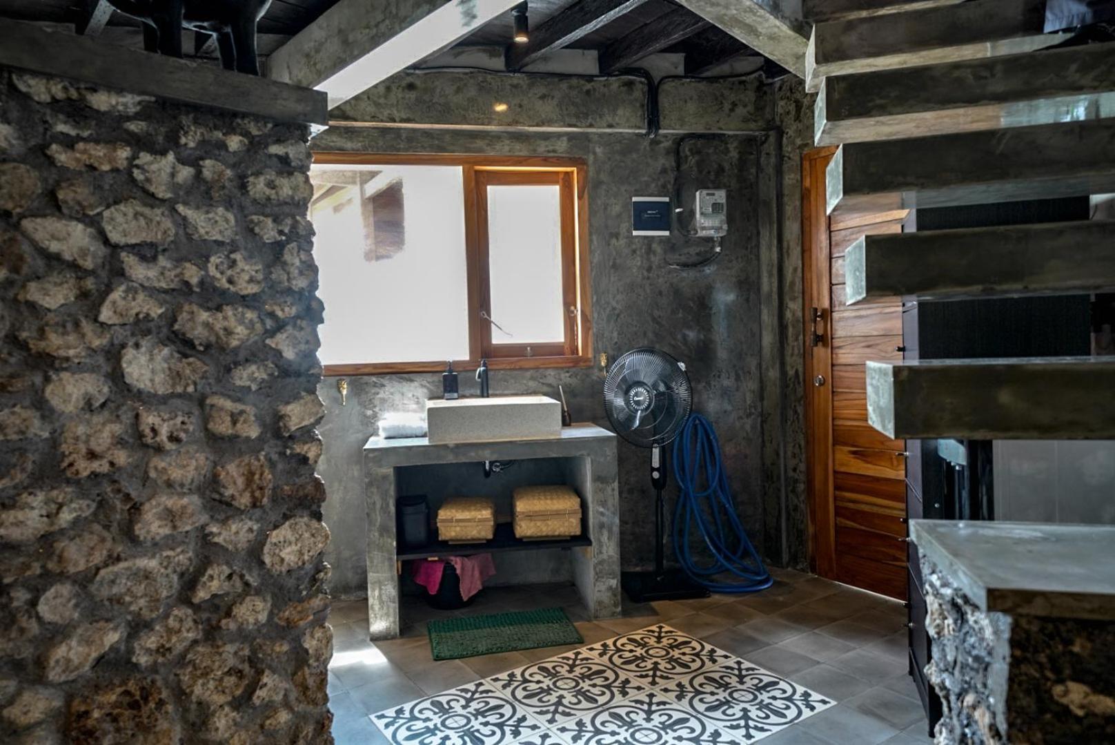 Archie Home Uluwatu Esterno foto