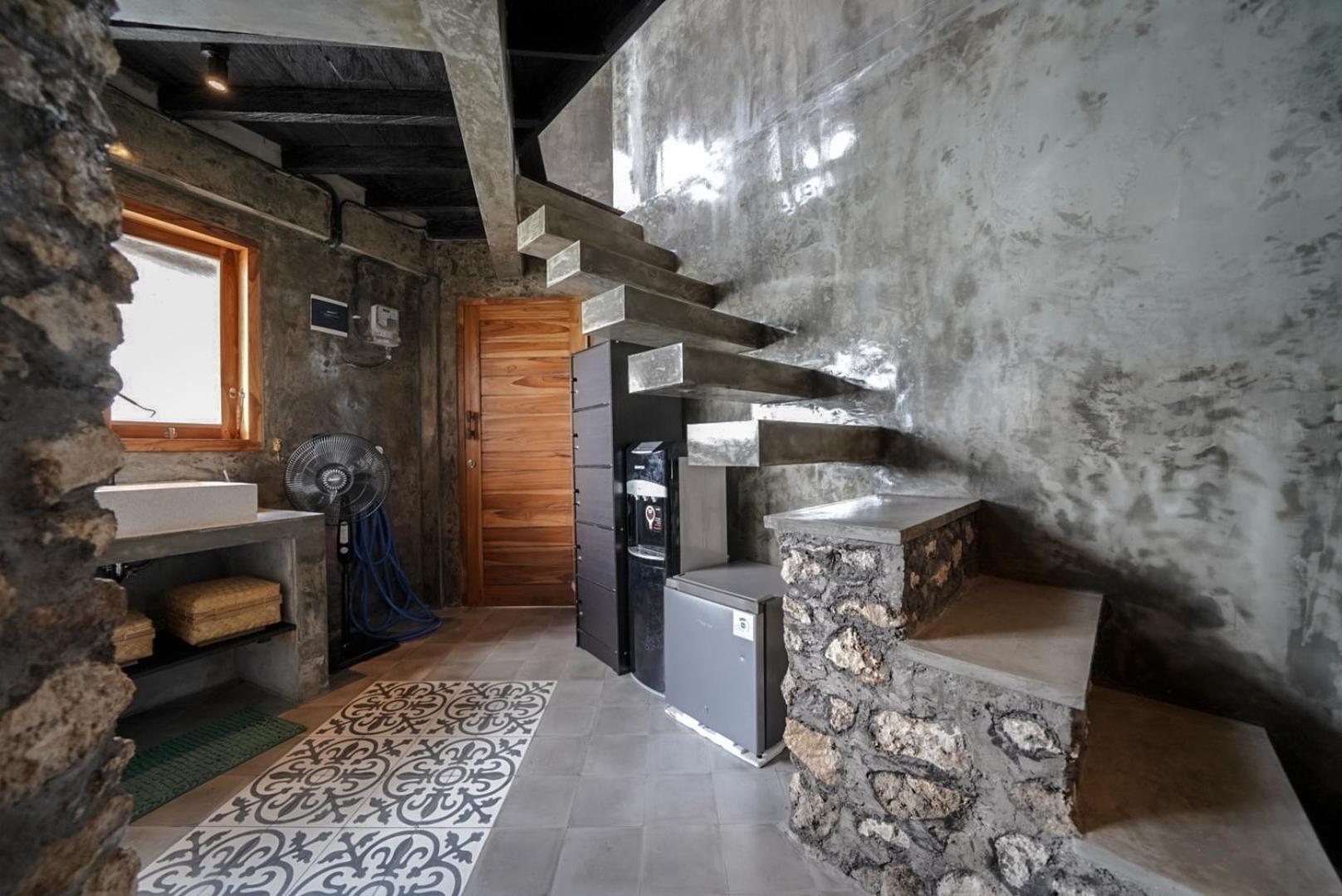Archie Home Uluwatu Esterno foto